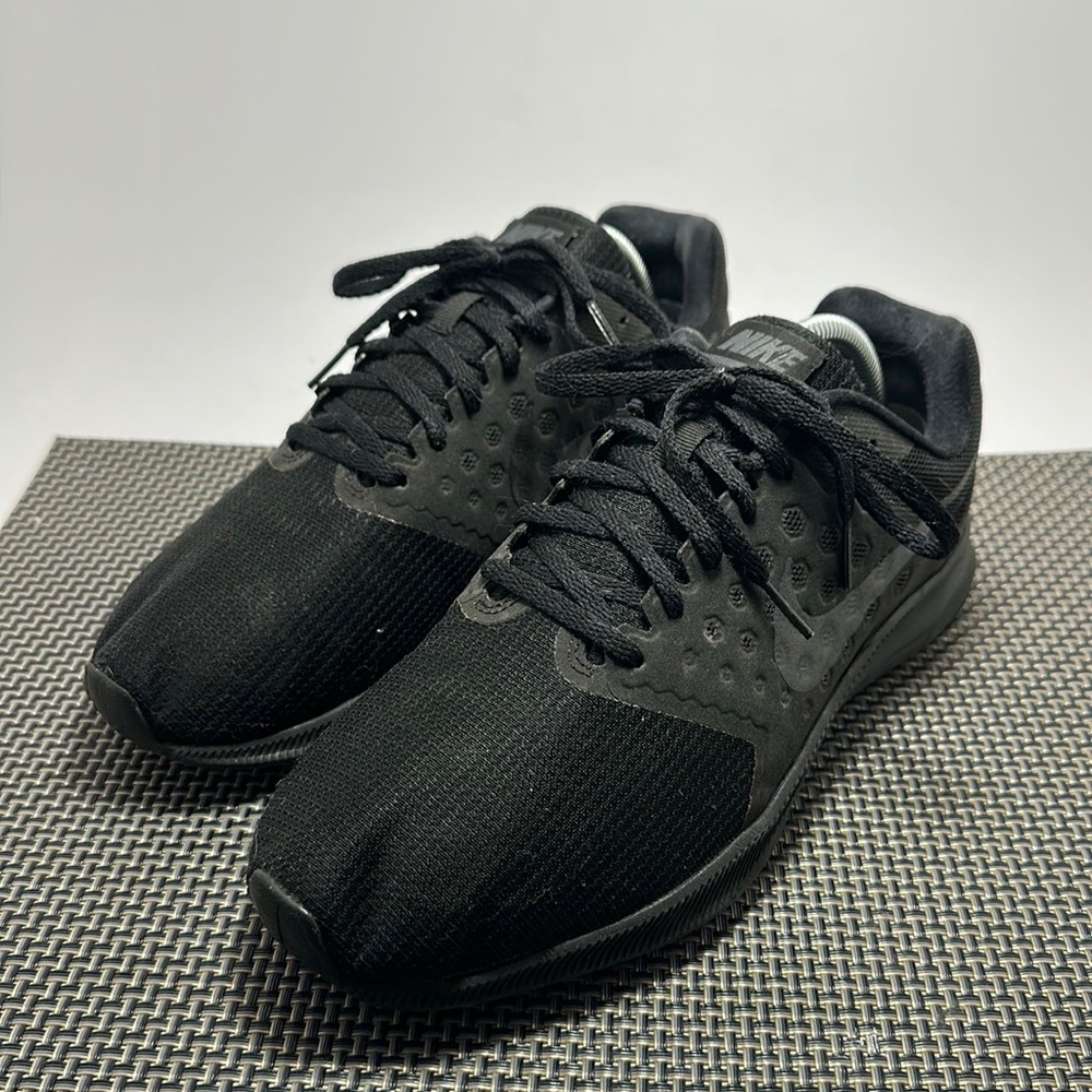 Nike Sneakers Men 8.5